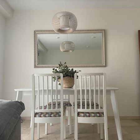 Apartamento Centrico Con Terraza Y Parking Gratuito Cordoba Exterior photo