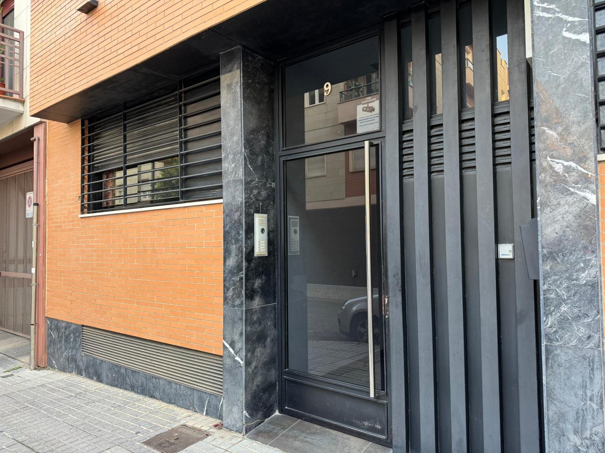 Apartamento Centrico Con Terraza Y Parking Gratuito Cordoba Exterior photo