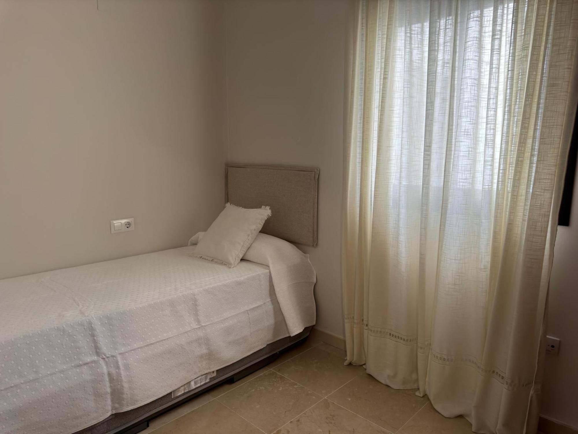 Apartamento Centrico Con Terraza Y Parking Gratuito Cordoba Exterior photo