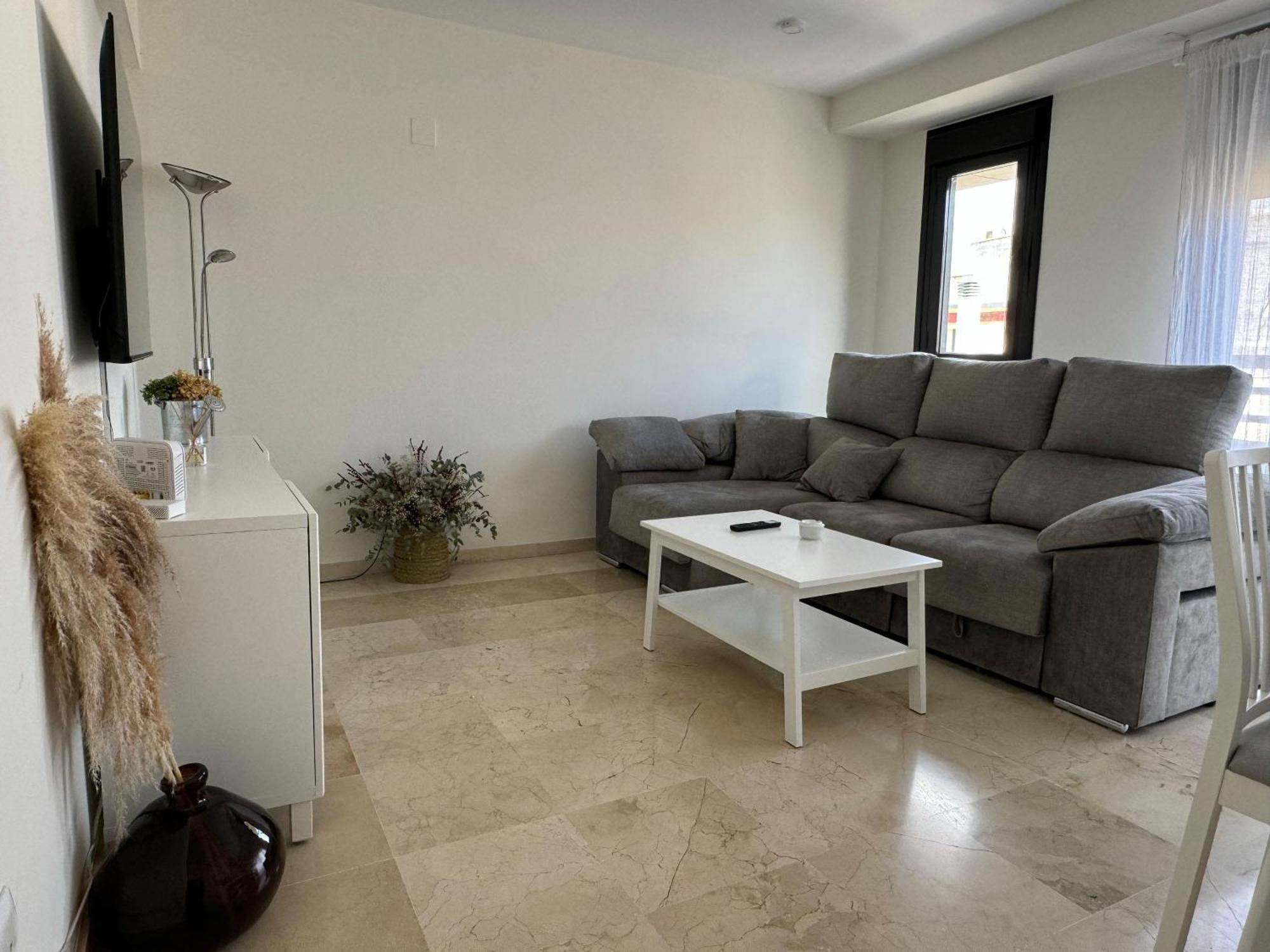Apartamento Centrico Con Terraza Y Parking Gratuito Cordoba Exterior photo